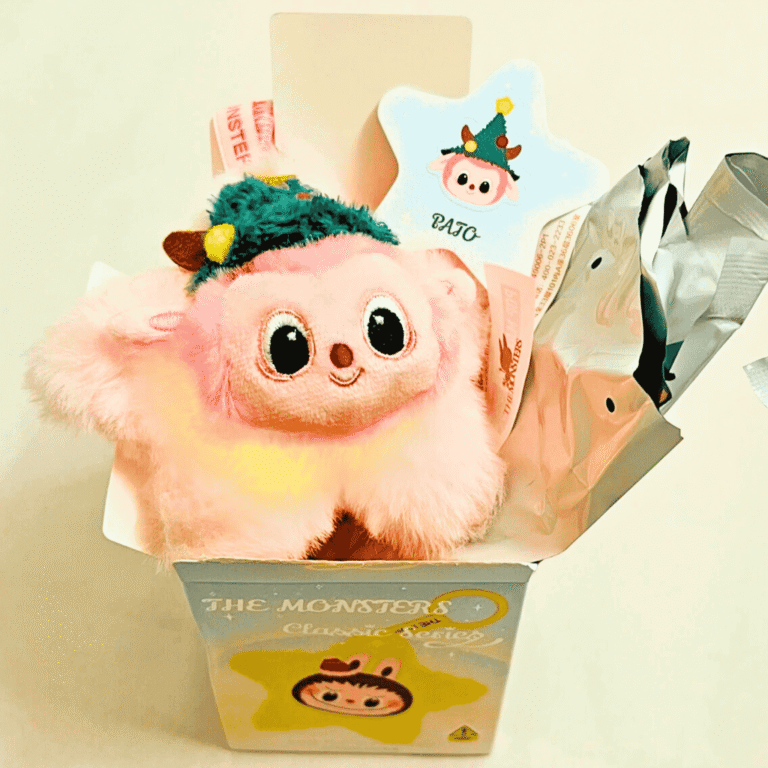 pato in the monsters classic series sparkly plush pendant blind box light