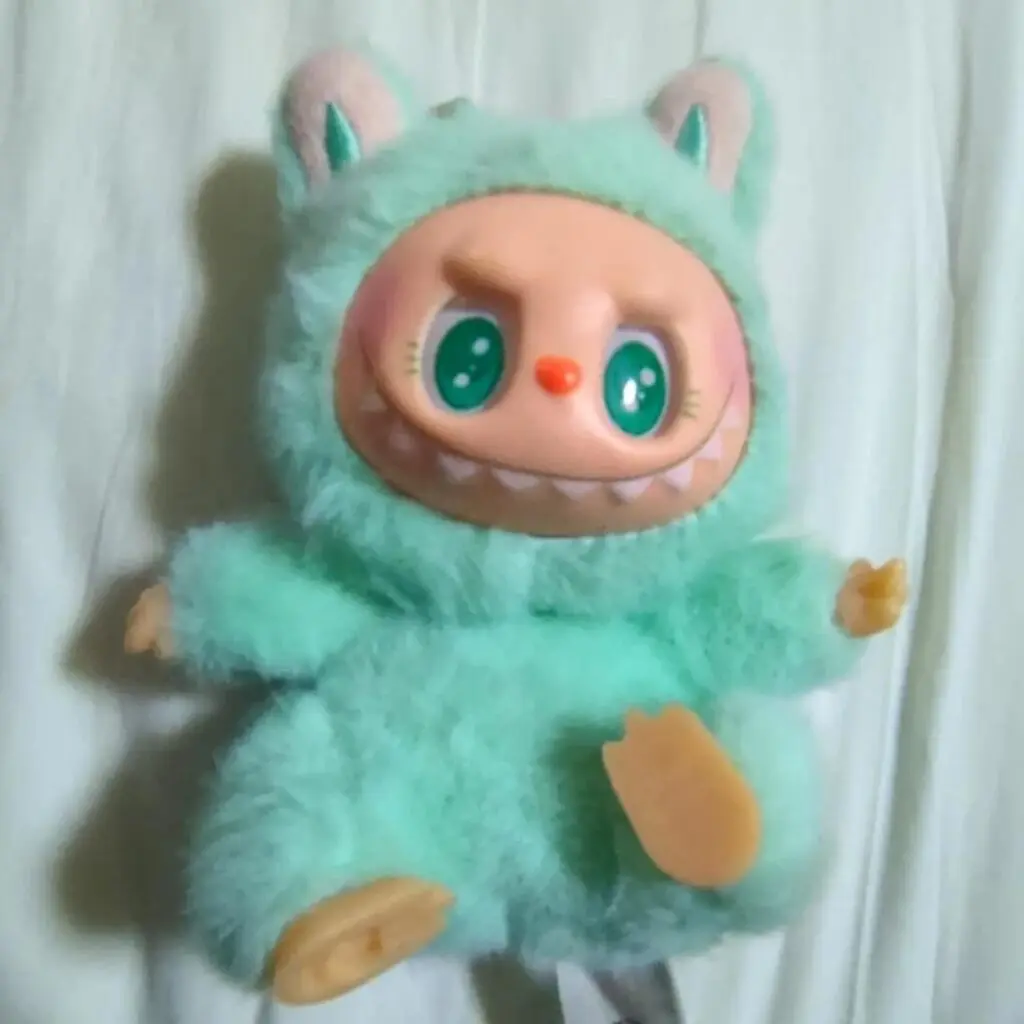 fake labubu have a seat ququ