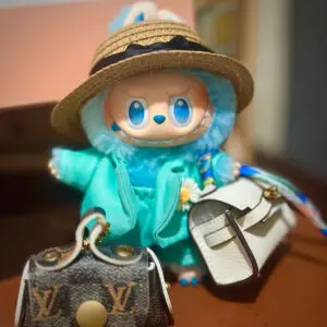 hope labubu clothes green coat luxury bags