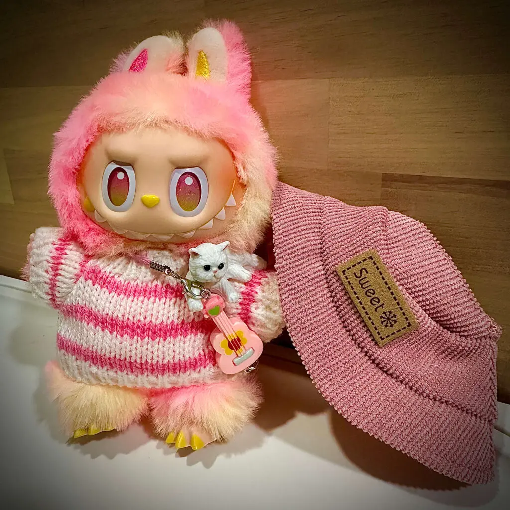 LABUBU エナジーラブブ　LOYALTY Pop Mart Labubu The Monsters Big into Energy Series Loyalty
