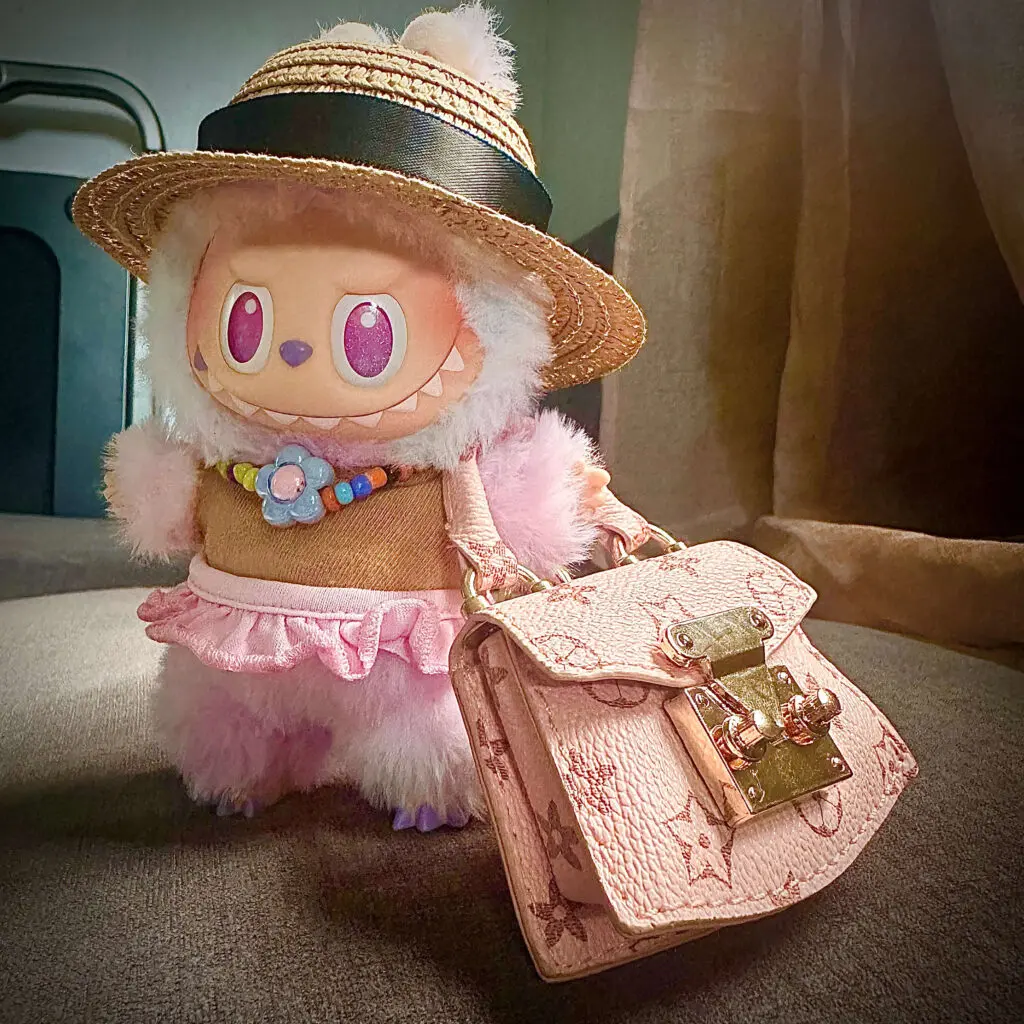 luck labubu pink skirt with hat and bag