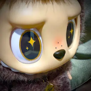 Closeup of the right eye of Labubu Zimomo doll
