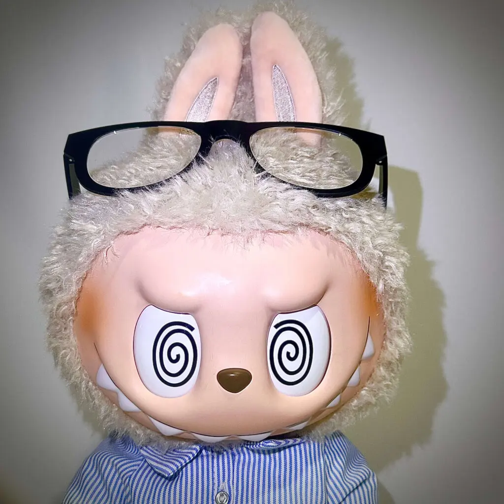 flip with me labubu eyes confused