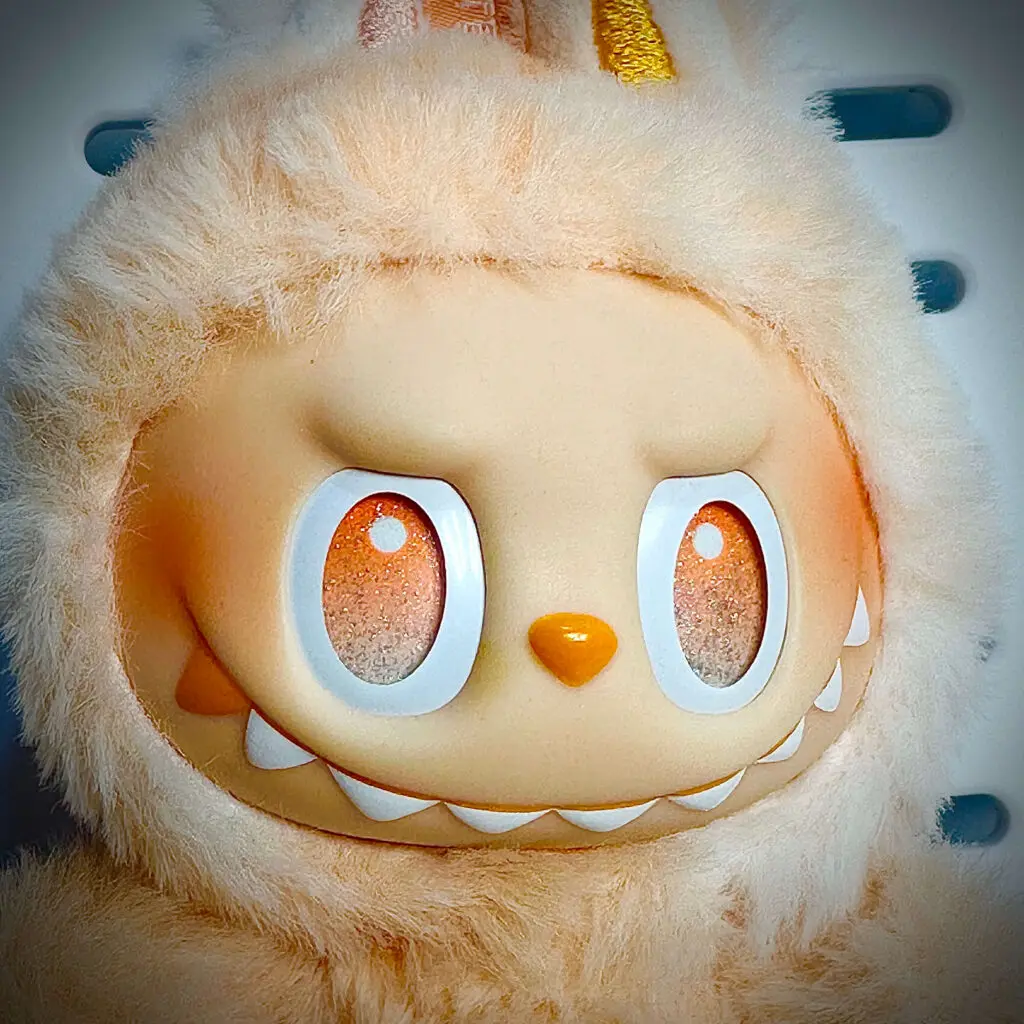 ぬいぐるみ・マスコット LABUBU HAPPINESS Buy POP MART Labubu HAPPINESS Plush Doll Keychain – Energy