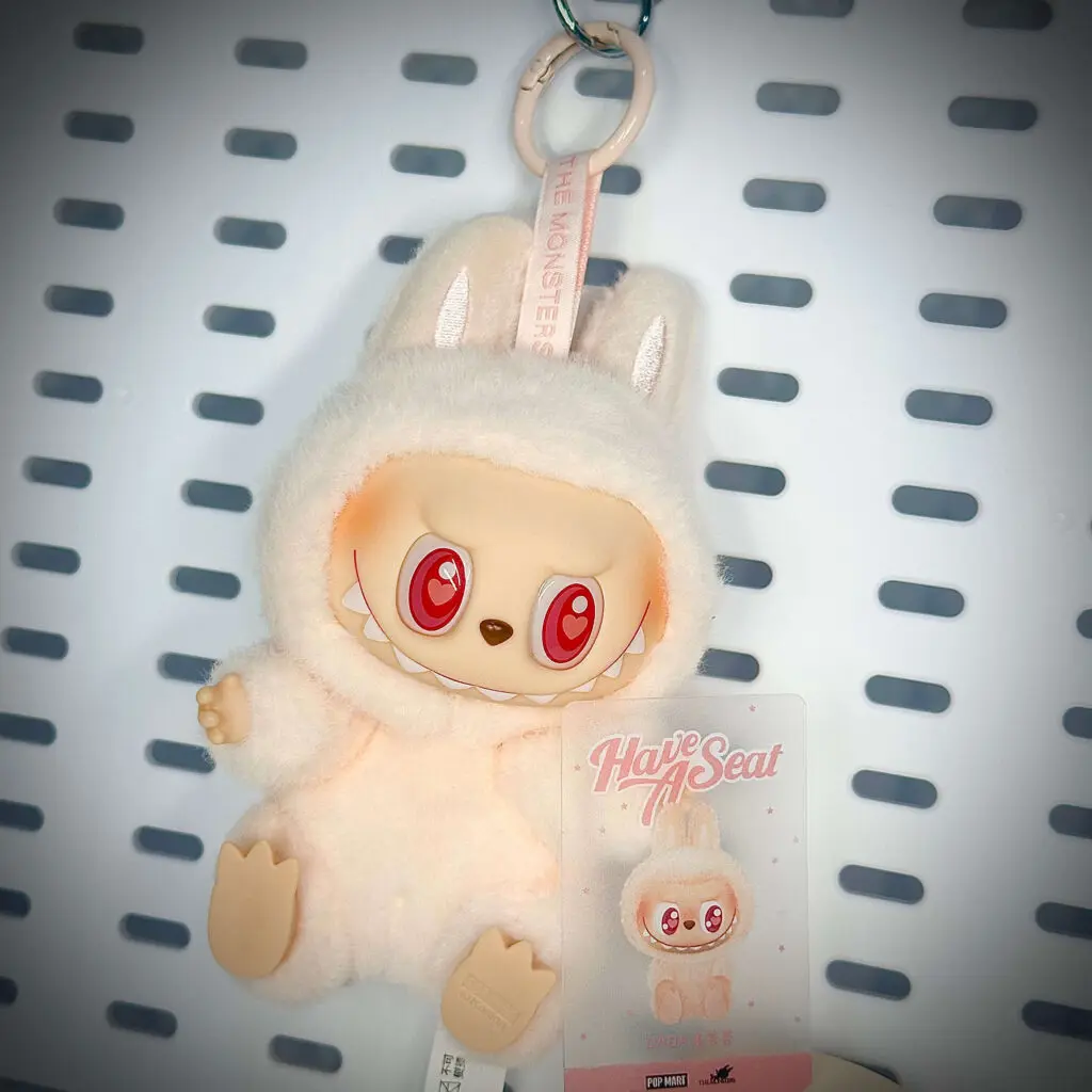 【新品未使用正規品】POP MART LABUBU DADA Labubu Dada: Pictures + Price Tracker for Authentic Labubu