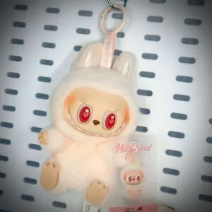 labubu have a seat dada hung with name card