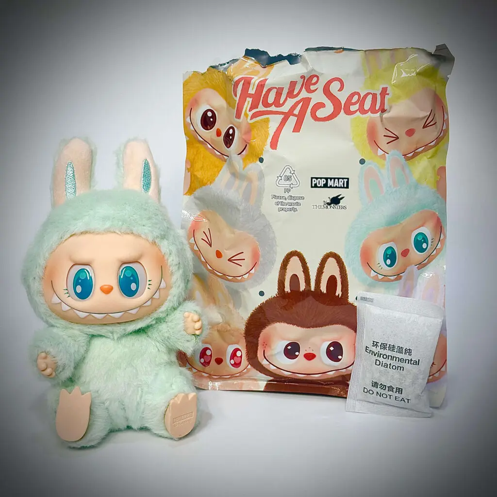 labubu have a seat ququ pouch