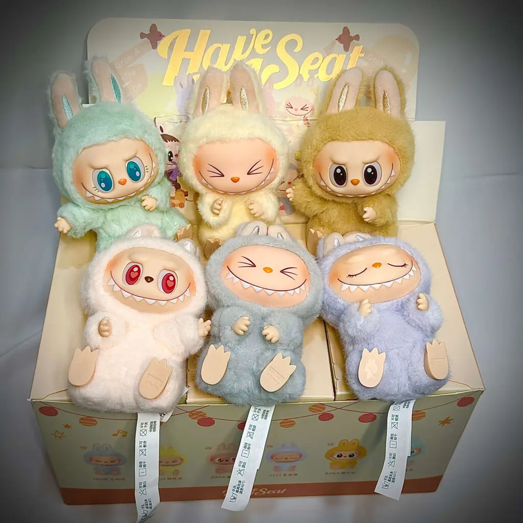 labubu have a seat unboxed with Labubu baba