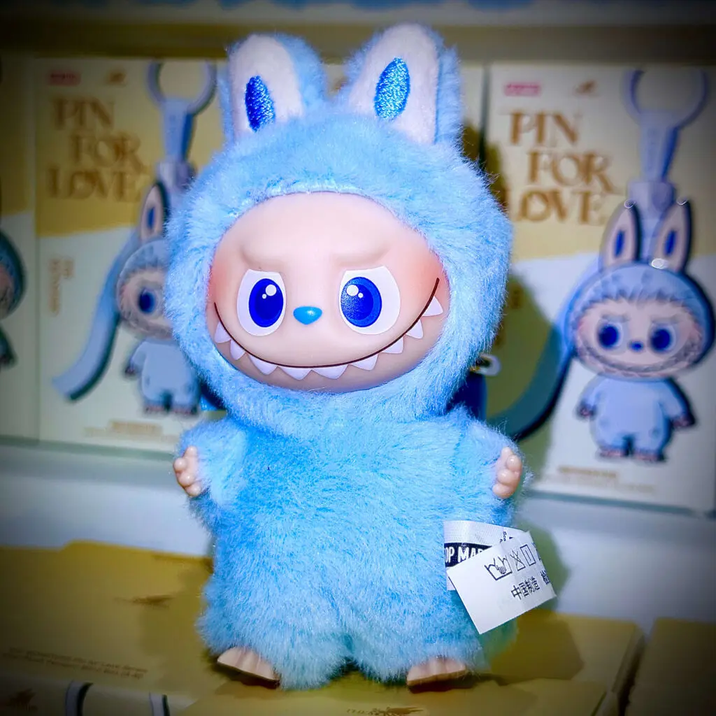 mini labubu pin for love K boxes backdrop