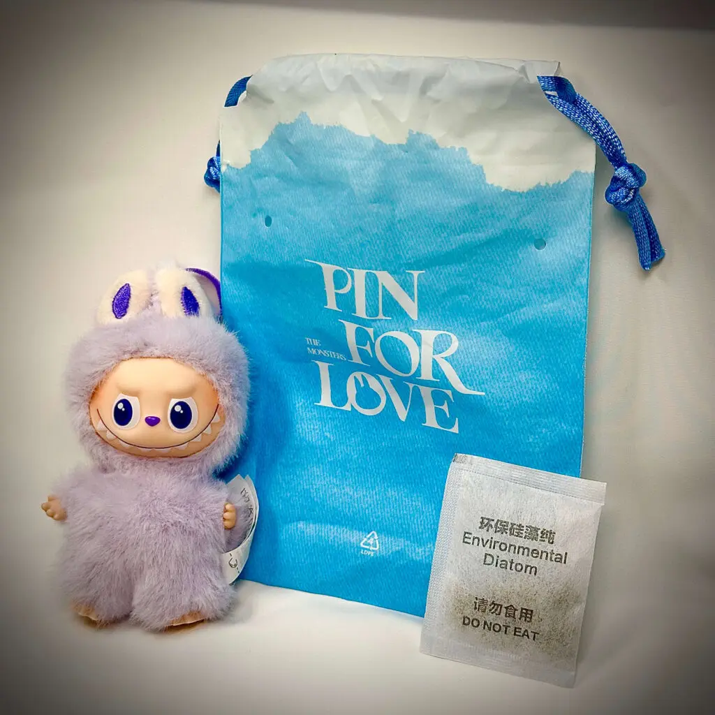 mini labubu pin for love e pouch