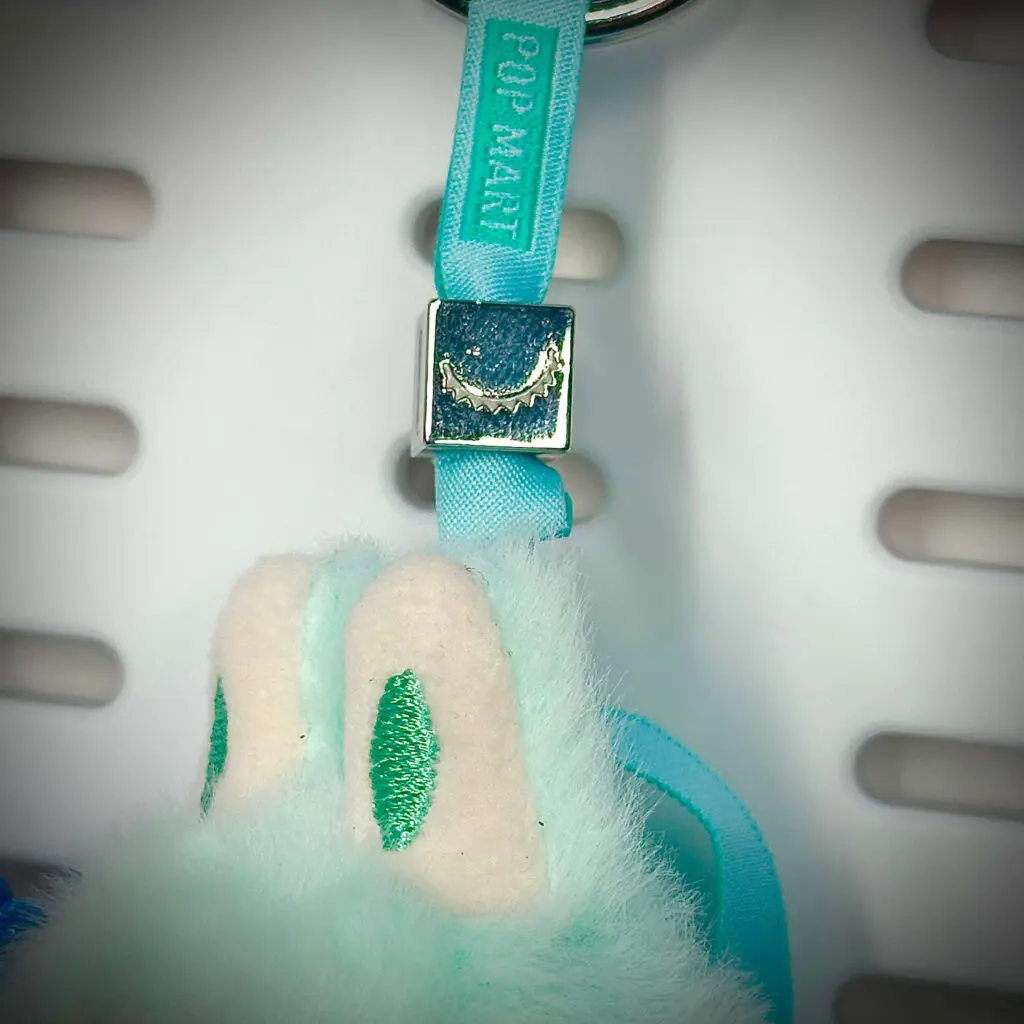 mini-labubu-pin-for-love-i-nugget-teeth