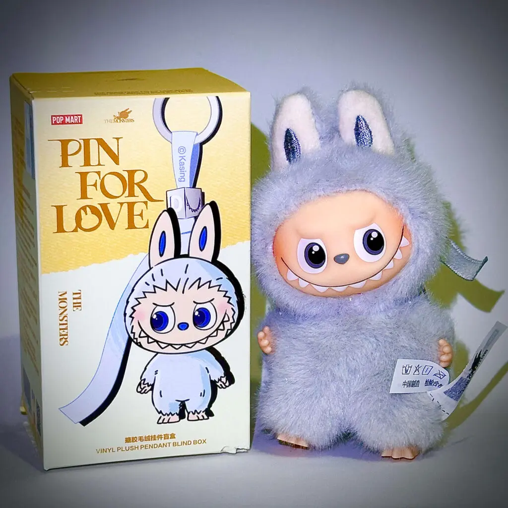 mini labubu pin for love v4 c charming beside box
