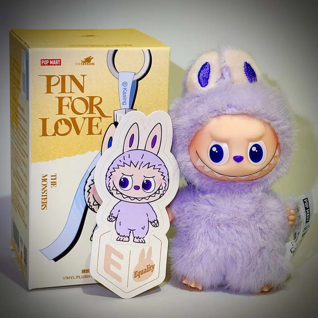 Labubu Pin for Love E: Pics and Prices for mini Labubu 