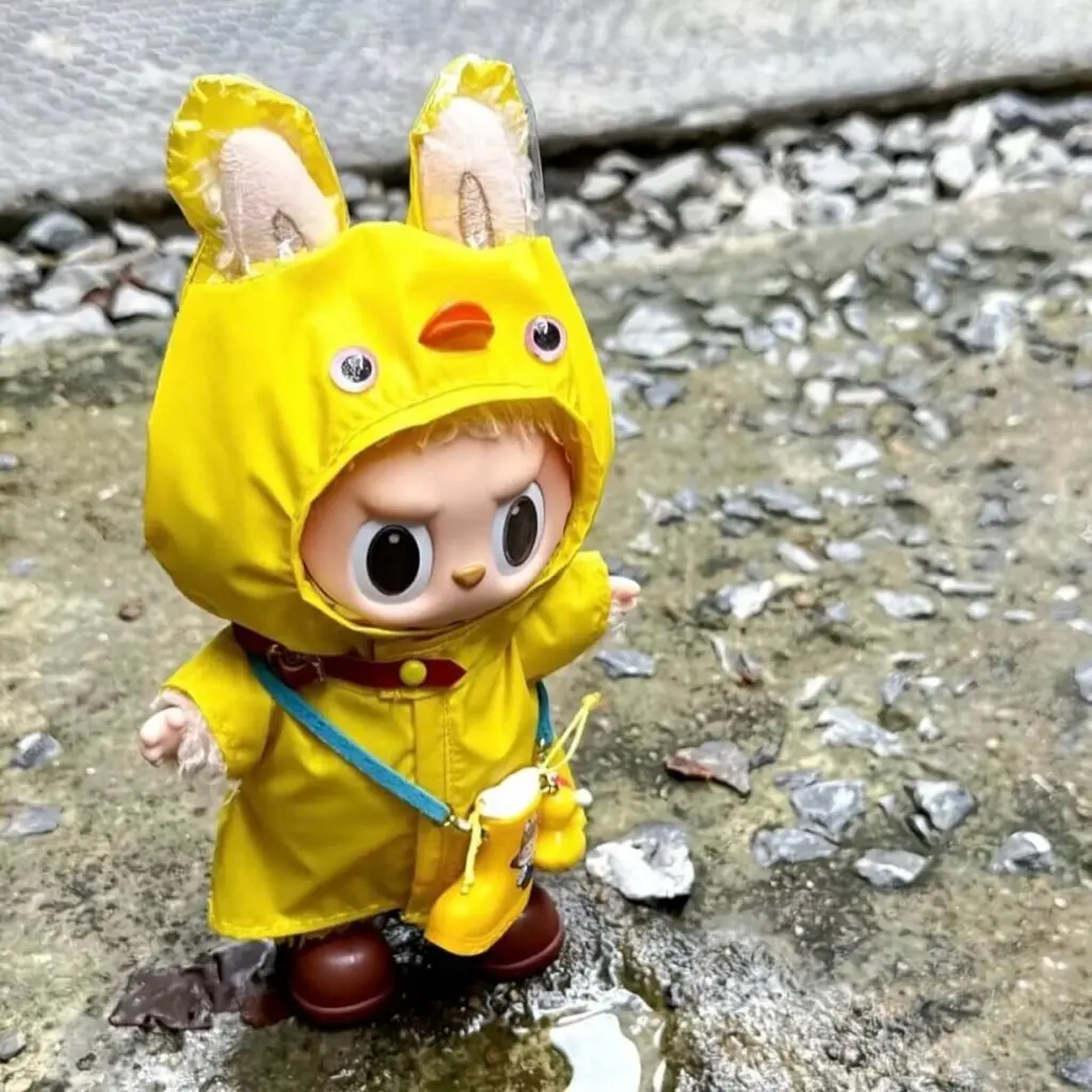labubu yellow raincoat