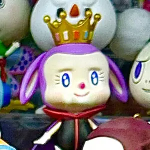 Pato Princess from The Monsters Space Adventure series inside a glass store display