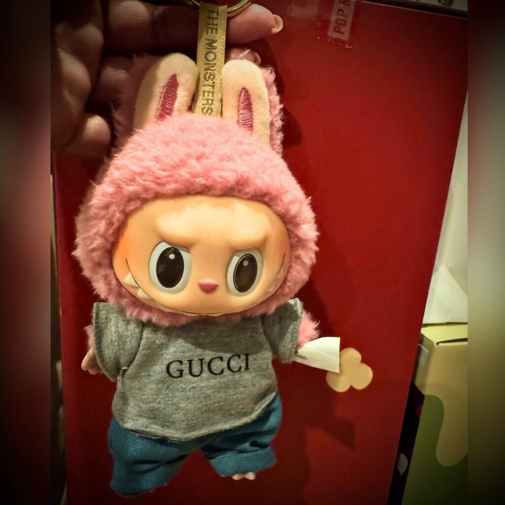 labubu clothes gucci grey shirt