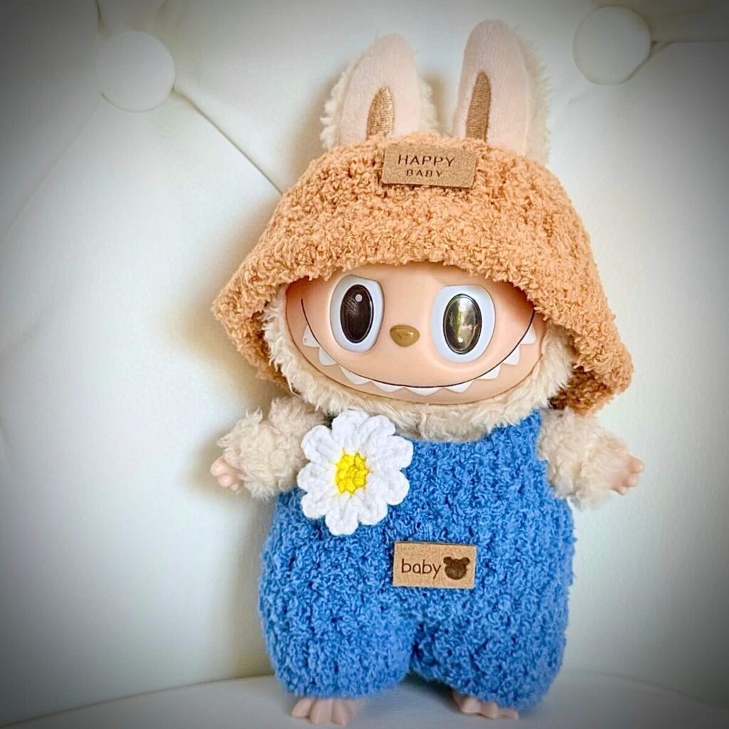 labubu clothing flower sweater hat