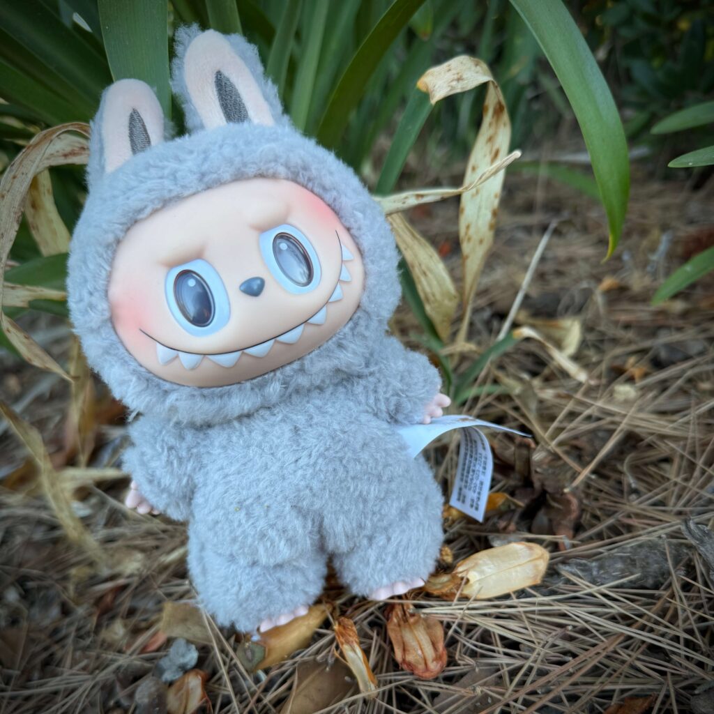 labubu sesame bean