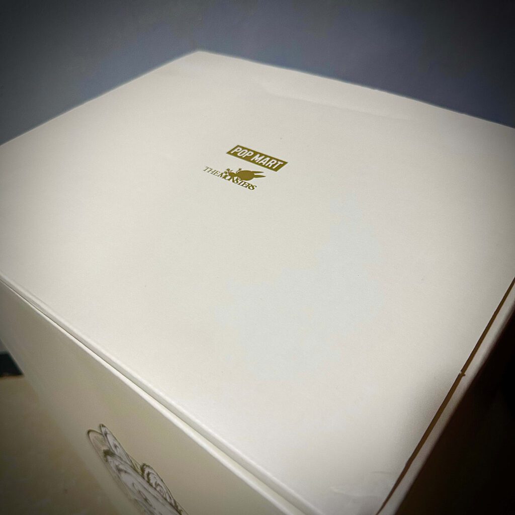 zimomo labubu top box