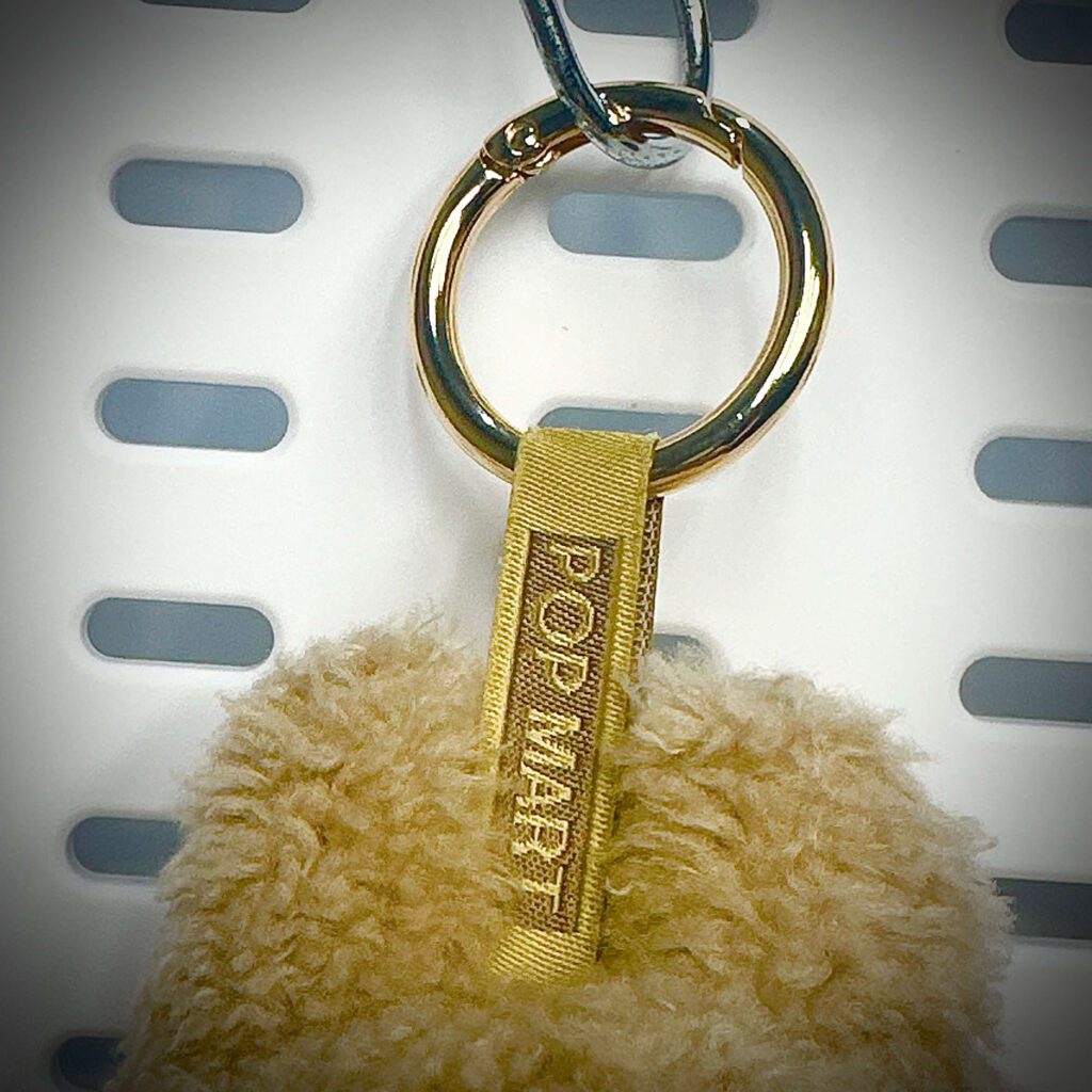 Labubu exciting macaron toffee lanyard back