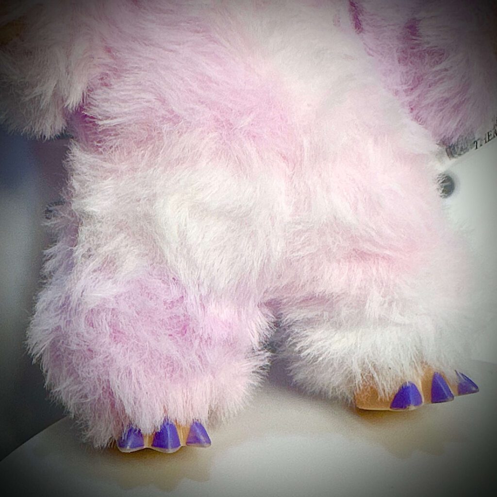 labubu big into energy luck feet