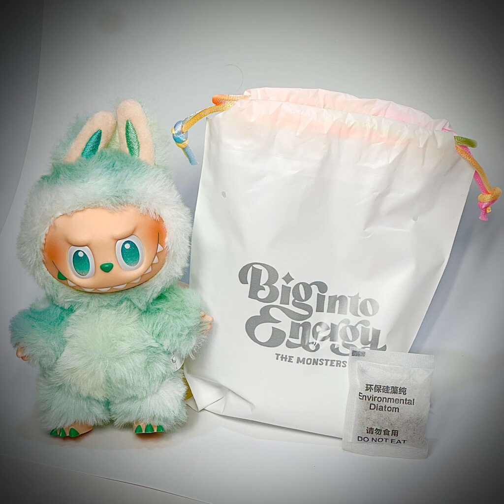 labubu big into energy serenity pouch