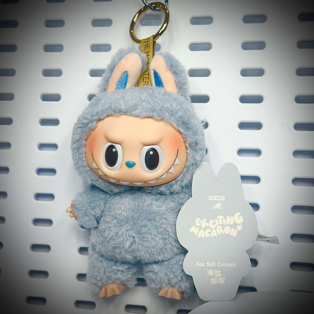 labubu exciting macaron sea salt coconut hung with name card