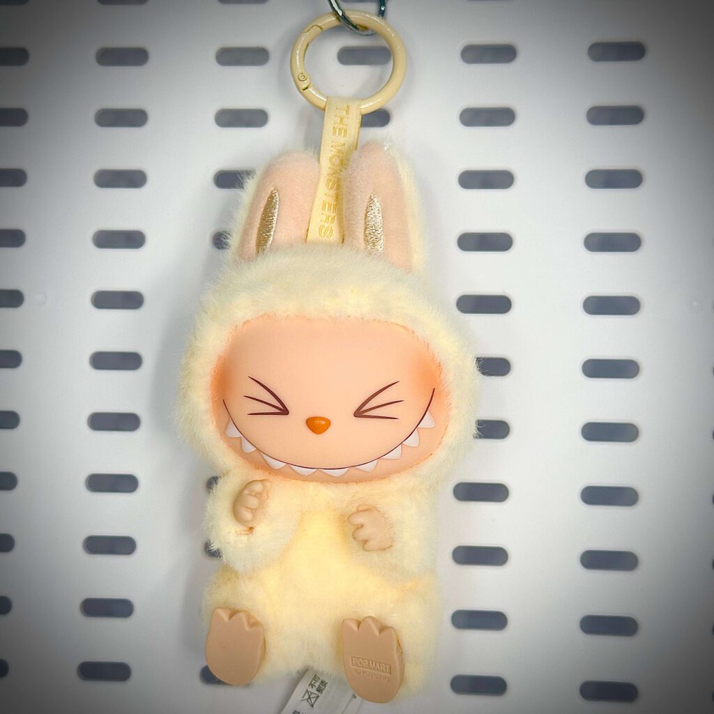 labubu have a seat sisi lanyard