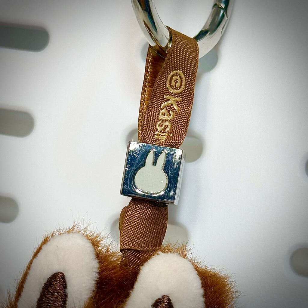 mini labubu pin for love L nugget the monsters icon charm lanyard
