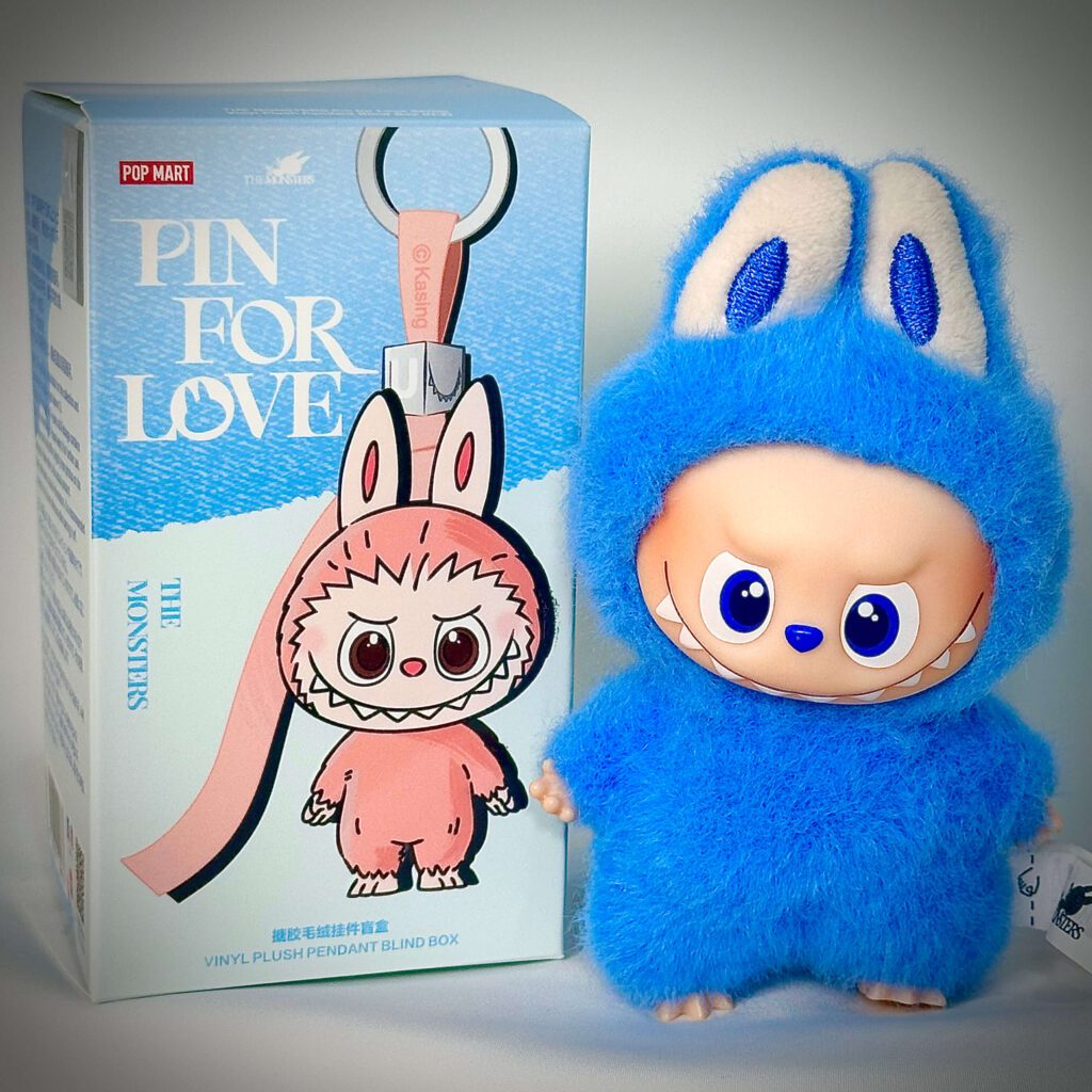mini labubu pin for love o beside box