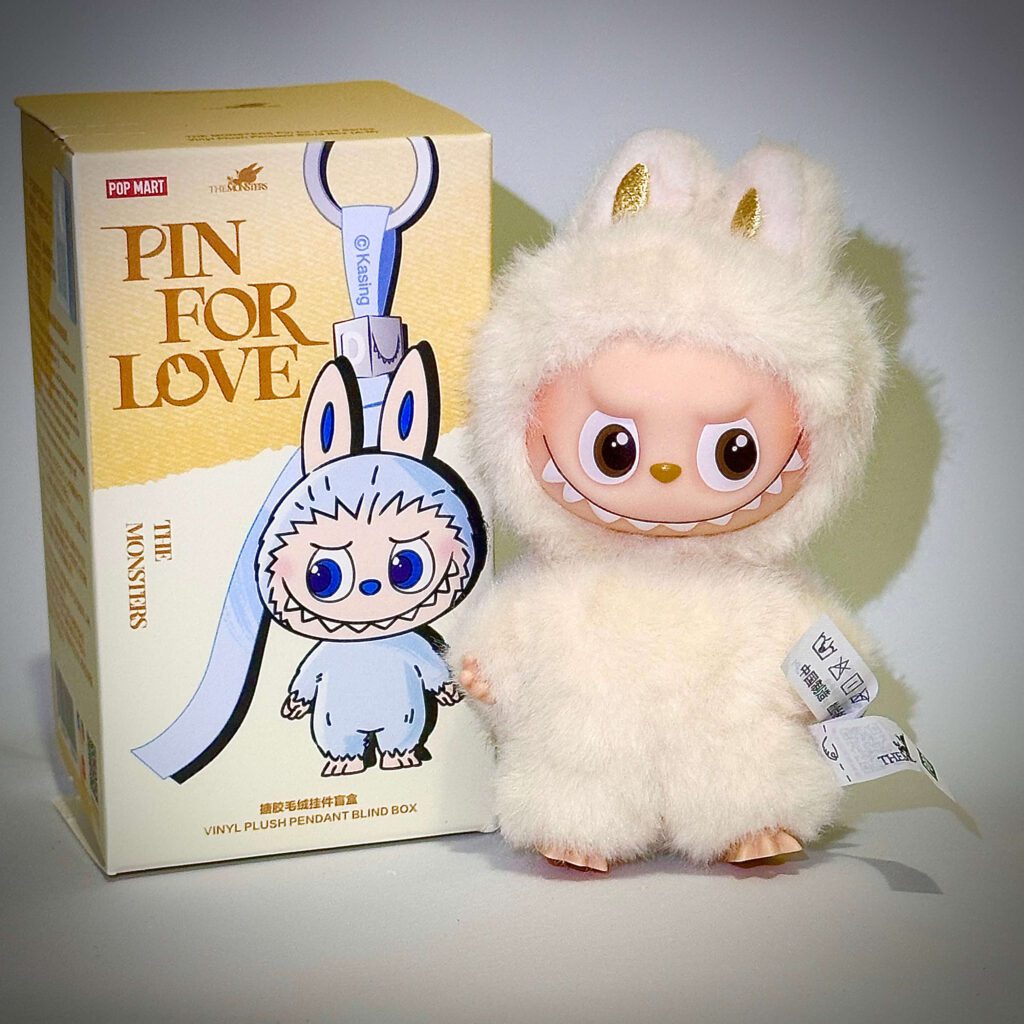 mini labubu pin for love v4 a adventure beside box