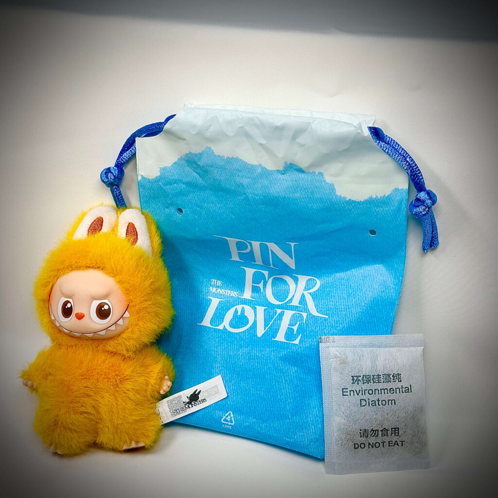 mini labubu pin for love y pouch