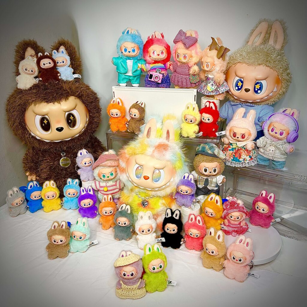 rock the universe labubu group shot