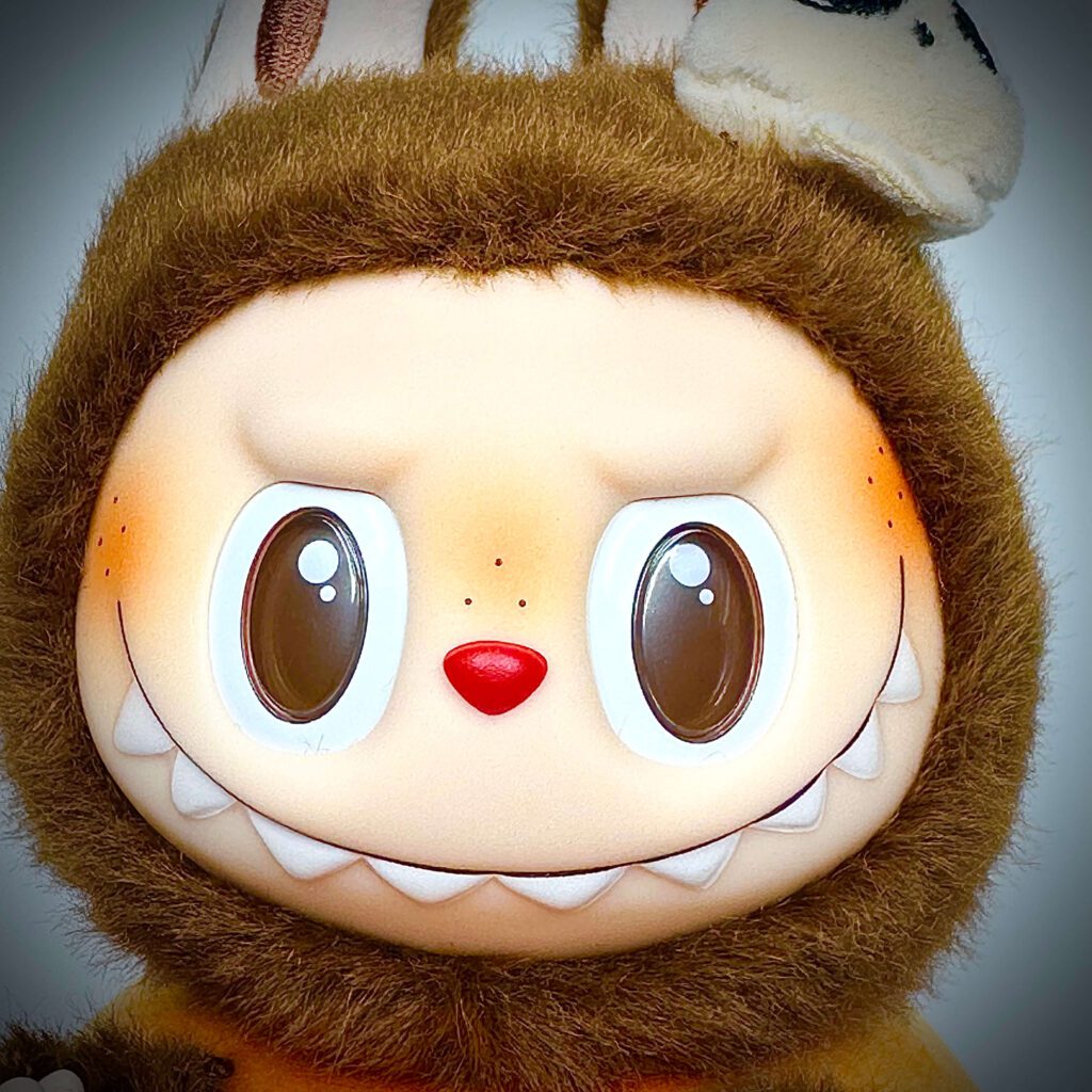 labubu halloween pumpkin face
