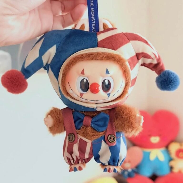 labubu why so serious juggling clown